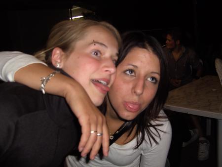 moi (la brune) et allison 